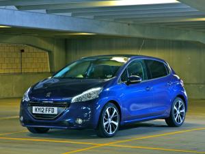 Peugeot 208 5-Door (UK) '2012